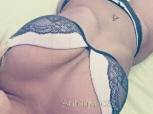 Antoniaa08