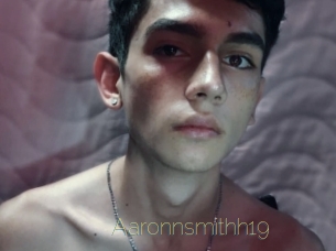 aaronnsmithh19 Visio Tchats