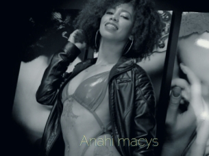 Anahi_macys