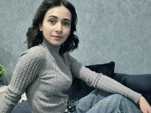 Arielmoores