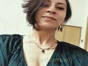 Brunetteamyxo