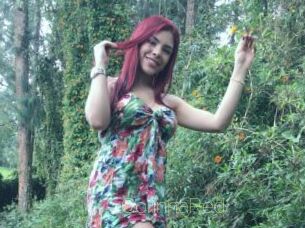 CorinnaRed
