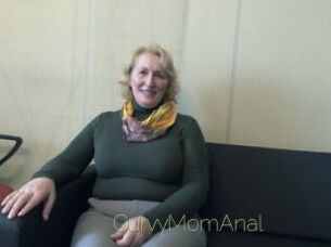 CurvyMomAnal