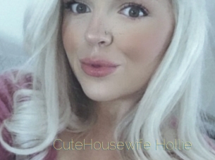 CuteHousewife_Hollie