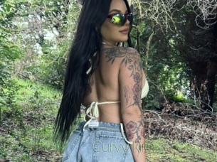 Curvy_kim