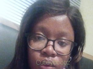 Cutieyboobz