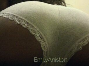 Emily_Aniston