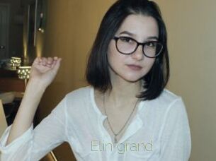Elin_grand