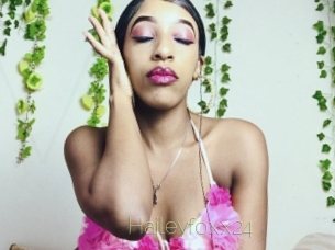 Haileyfoxx24