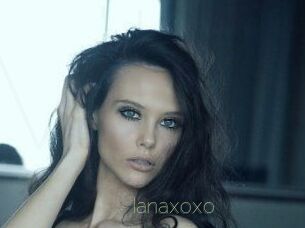 Ianaxoxo