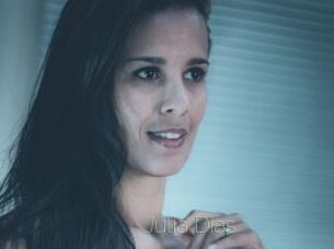 Julia_Dias