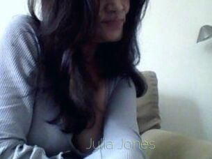 Julia_Jones