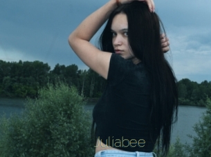 Juliabee
