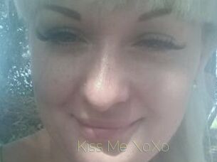 Kiss_Me_XoXo