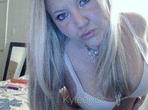Kylee_Kiss