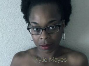 Kylie_Mayes