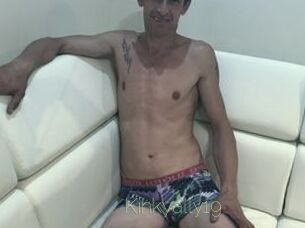 Kinkyally19