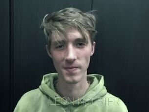LEON_HOLSTER