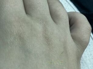 Lady05