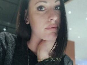 LaraRoxy