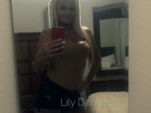 Lily_Daniels
