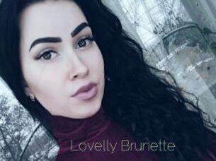 Lovelly_Brunette