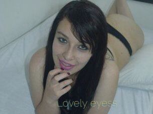Lovely_eyess