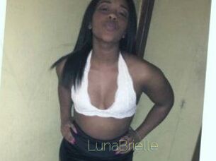 Luna_Brielle