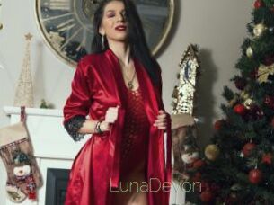 LunaDevon