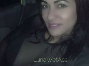 LunaWetAss