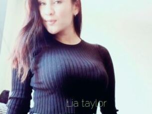 Lia_taylor
