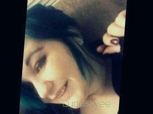 Lunaskyee