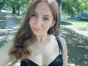 Lunatoned