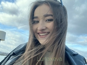 Lunaxeva