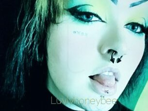 Luvlyhoneybee