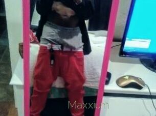 Maxxium