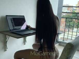 MiaGarner20