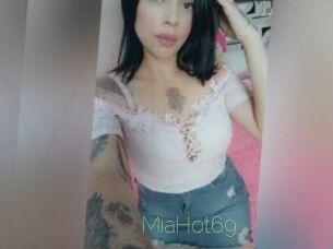 MiaHot69