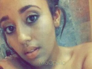 Mia_Operio