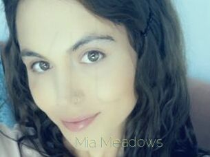 Mia_Meadows
