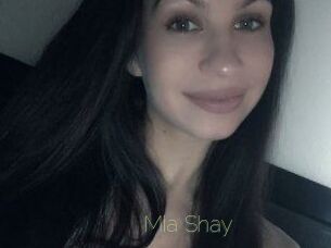 Mia_Shay
