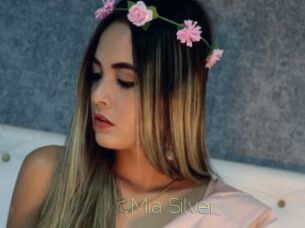 Mia_Silver