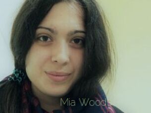 Mia_Woods