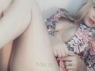 Mia_simonss
