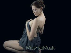 MiashkaMusk