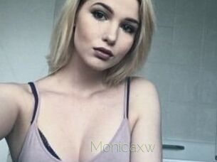 Monicaxw