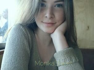 MonikaStarlet