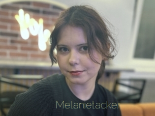 Melanietacker
