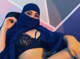 Mia_hotty62