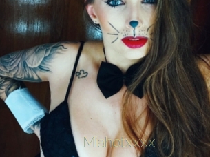 Miahotxxxx